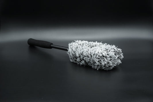 14" Wheel brush premium microfibre-black & white