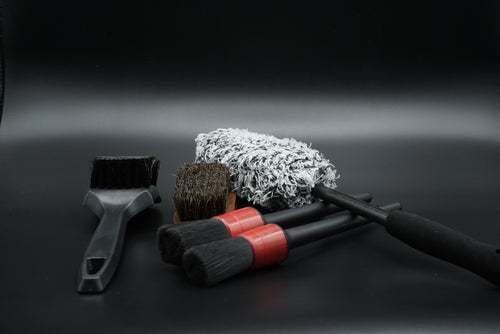 Brushes & Applicators
