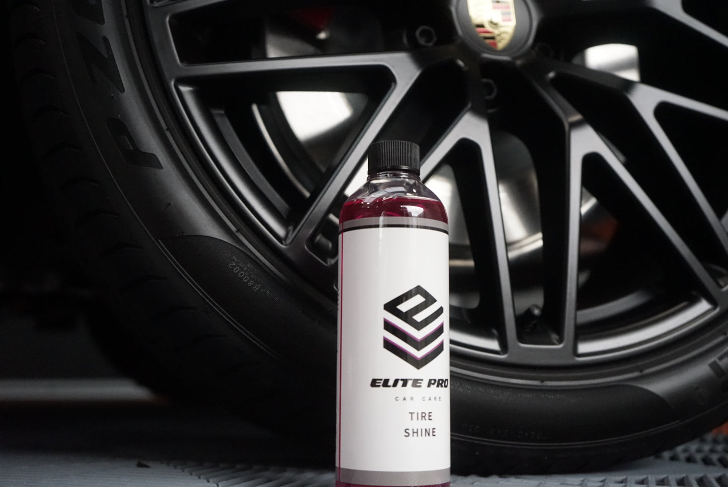 Elite tire shine